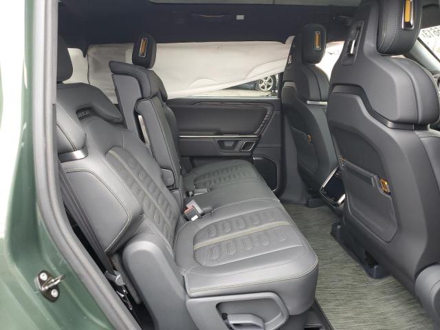 Photo 11 from auction – 2022 RIVIAN R1S LAUNCH with VIN 7PDSGABL8NN001370