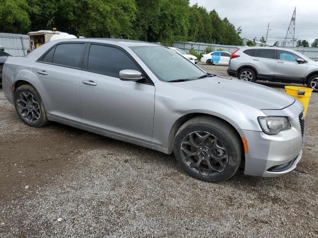 صورة رقم 4 من المزاد - 2018 CHRYSLER 300 S مع VIN 2C3CCAGG8JH250603