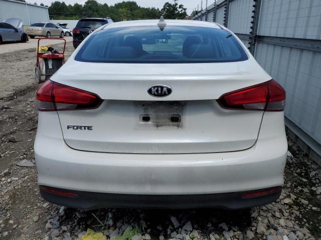 Photo 6 from auction – 2018 KIA FORTE LX with VIN 3KPFL4A76JE219994