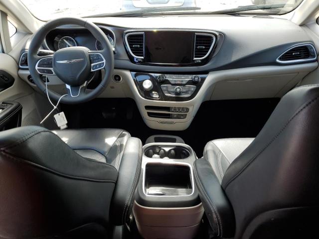 Photo 8 from auction – 2022 CHRYSLER 200 with VIN 2C4RC1BGXNR114082