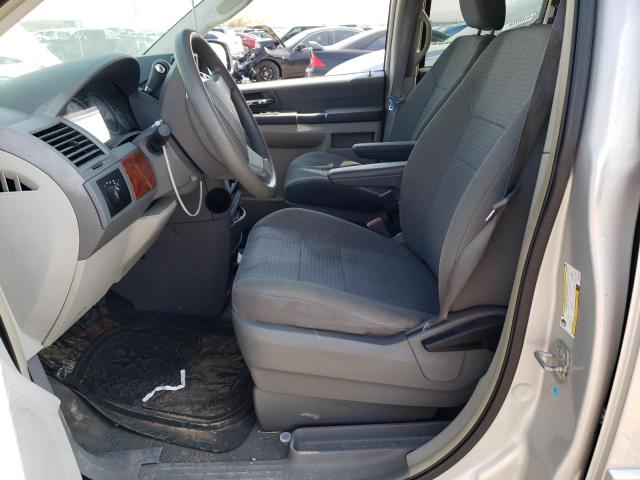 Photo 7 from auction – 2009 CHRYSLER TOWN & COU with VIN 2A8HR44E89R530055