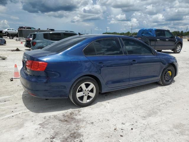 Photo 3 from auction – 2012 VOLKSWAGEN JETTA TDI with VIN 3VWLL7AJ5CM058477
