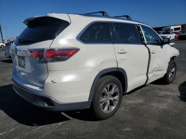 Снимка 3 от търг – 2015 TOYOTA HIGHLANDER с VIN 5TDKKRFH2FS065345