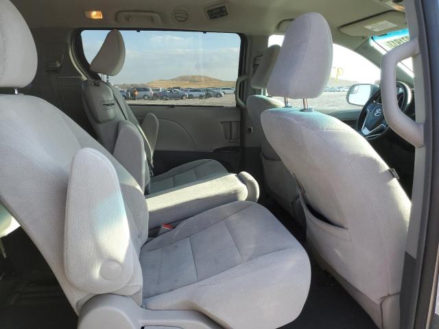 Photo 11 from auction – 2015 TOYOTA SIENNA LE with VIN 5TDKK3DC6FS663703