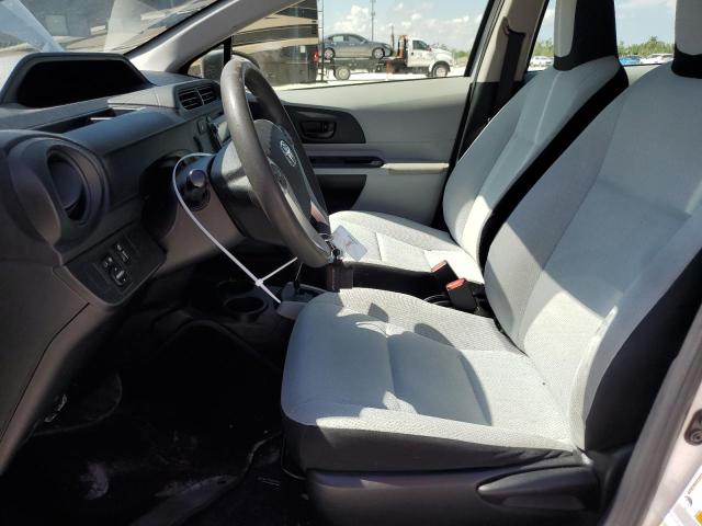 Photo 7 from auction – 2012 TOYOTA PRIUS C with VIN JTDKDTB3XC1010930