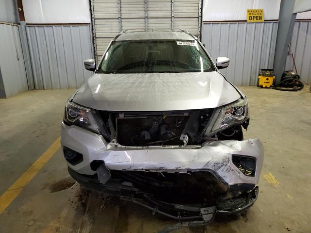 Photo 5 from auction – 2017 NISSAN PATHFINDER with VIN 5N1DR2MN4HC684193
