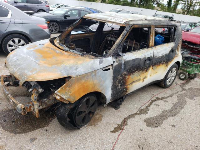 KIA SOUL 2015 with VIN KNDJN2A23F7197358 - Photo from auction