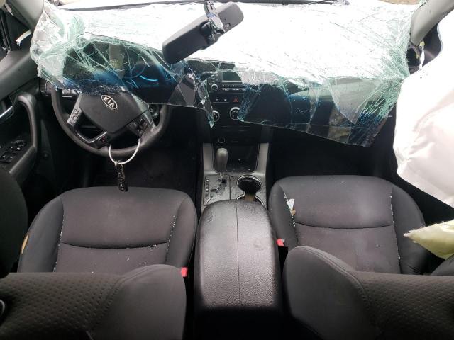 Photo 8 from auction – 2013 KIA SORENTO LX with VIN 5XYKT3A11DG413084