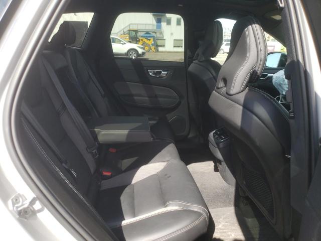 Photo 10 from auction – 2022 VOLVO XC60 B6 R- with VIN LYV062RM1NB934808