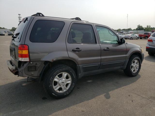 Photo 3 from auction – 2003 FORD ESCAPE XLT with VIN 1FMYU93183KB75763