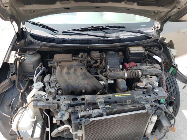 Снимка 11 от търг – 2015 NISSAN VERSA с VIN 3N1CN7AP6FL895561