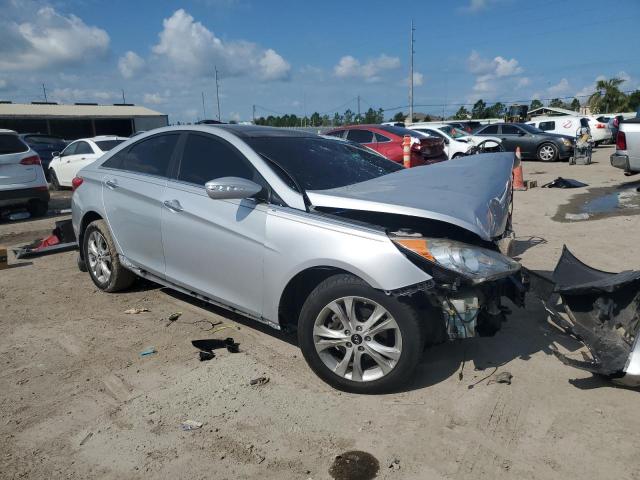 Photo 4 from auction – 2012 HYUNDAI SONATA SE with VIN 5NPEC4AC1CH463513