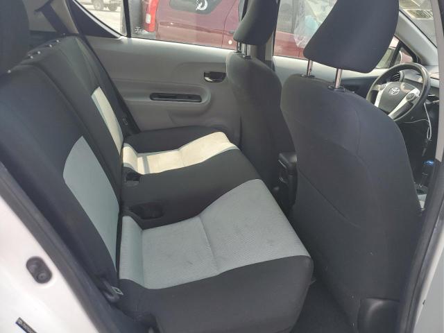 Photo 10 from auction – 2013 TOYOTA PRIUS C with VIN JTDKDTB36D1538532