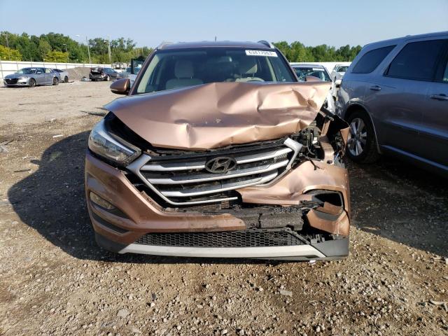 Photo 5 from auction – 2017 HYUNDAI TUCSON LIM with VIN KM8J3CA27HU326102