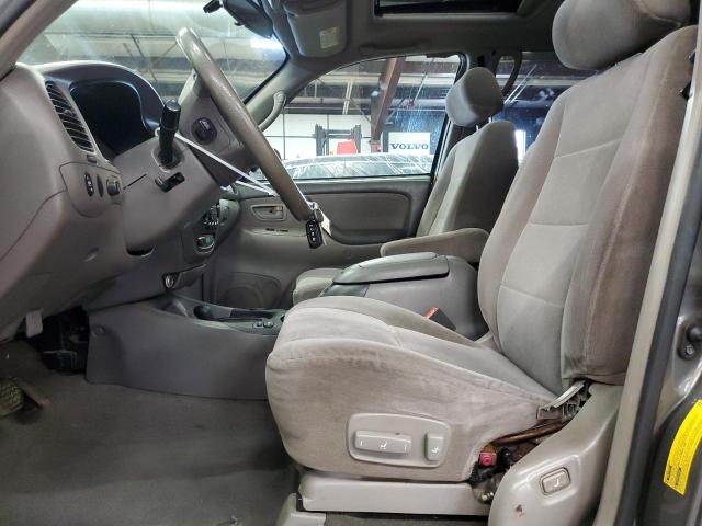 Photo 7 from auction – 2003 TOYOTA SEQUOIA SR with VIN 5TDBT44A73S191752