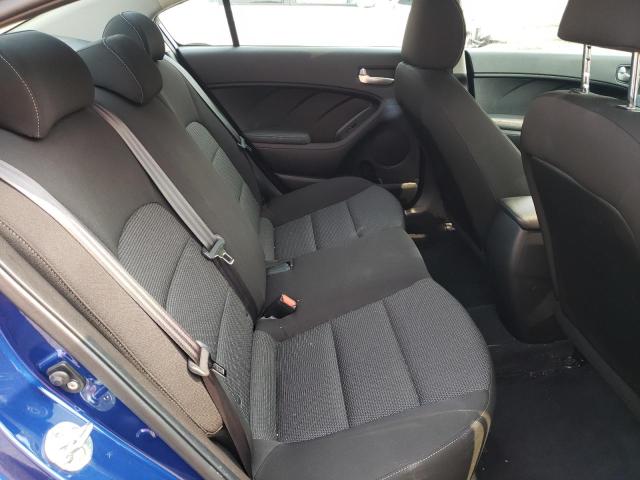Photo 10 from auction – 2017 KIA FORTE LX with VIN 3KPFK4A79HE112774