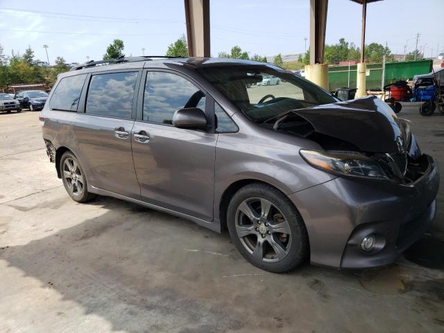Photo 4 from auction – 2017 TOYOTA SIENNA SE with VIN 5TDXZ3DC3HS779722