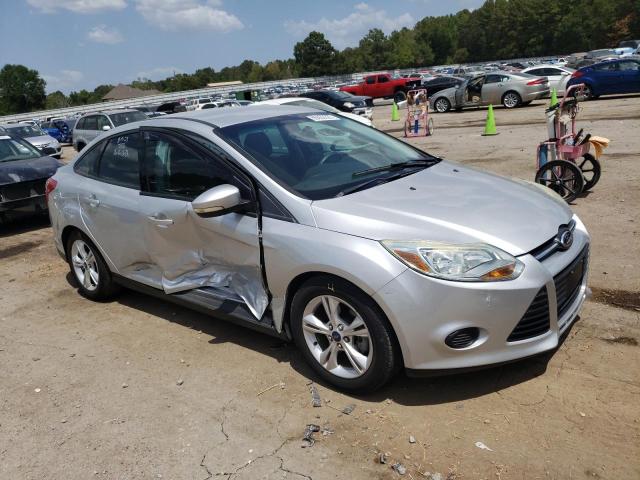 Снимка 4 от търг – 2014 FORD FOCUS SE с VIN 1FADP3F23EL207694