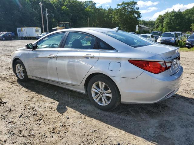 Photo 2 from auction – 2011 HYUNDAI SONATA with VIN 5NPEB4AC4BH167550