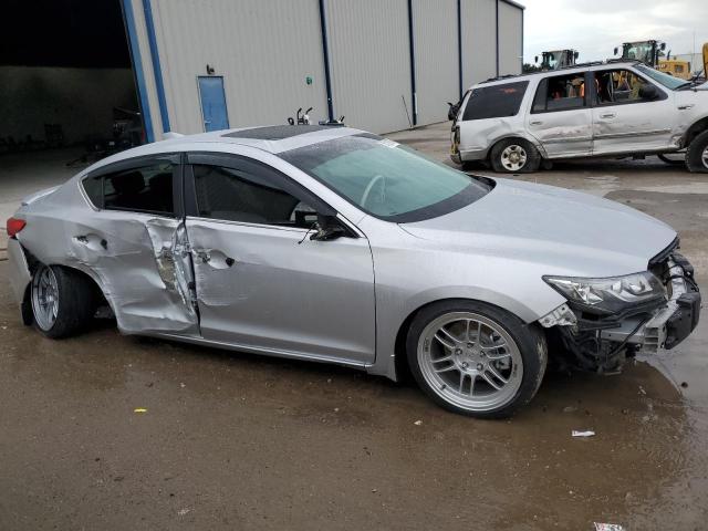 Photo 4 from auction – 2013 ACURA ILX 24 PRE with VIN 19VDE2E56DE000643