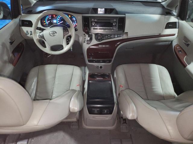 Снимка 8 от търг – 2011 TOYOTA SIENNA XLE с VIN 5TDYK3DC8BS039311