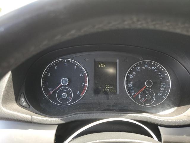 Photo 9 from auction – 2014 VOLKSWAGEN PASSAT S with VIN 1VWAT7A3XEC037105