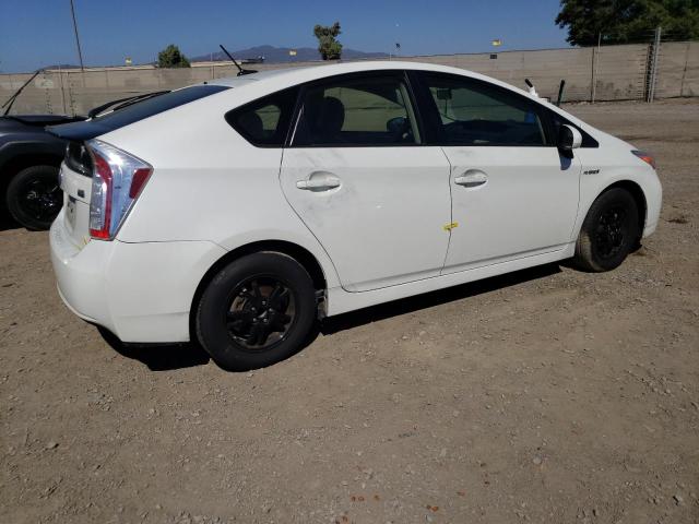 Photo 3 from auction – 2013 TOYOTA PRIUS with VIN JTDKN3DU0D1692785