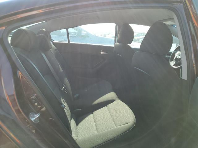 Photo 10 from auction – 2018 KIA FORTE LX with VIN 3KPFK4A75JE254450