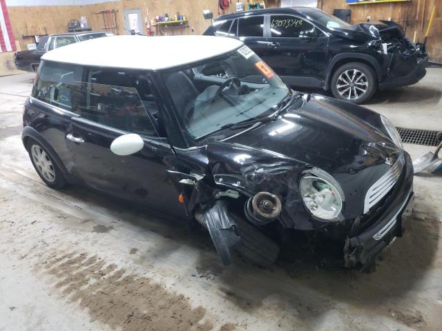 Photo 4 from auction – 2003 MINI COOPER with VIN WMWRC33463TC44768