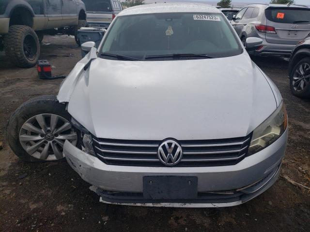 Photo 5 from auction – 2015 VOLKSWAGEN PASSAT S with VIN 1VWAT7A30FC065657