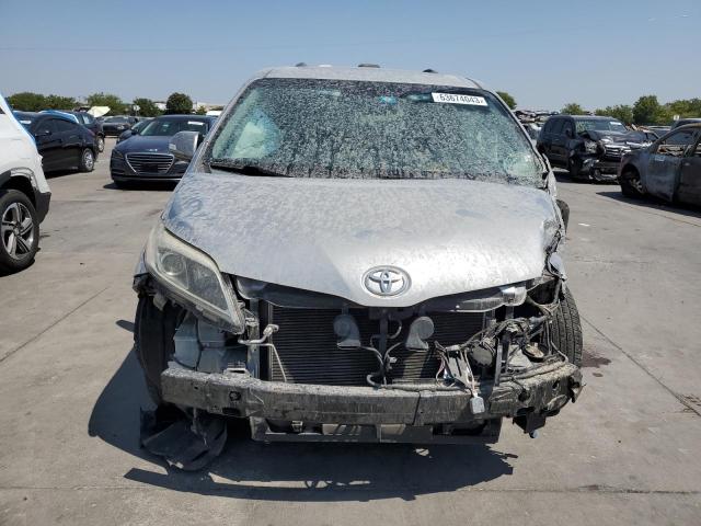 Photo 5 from auction – 2015 TOYOTA SIENNA XLE with VIN 5TDYK3DC2FS565715
