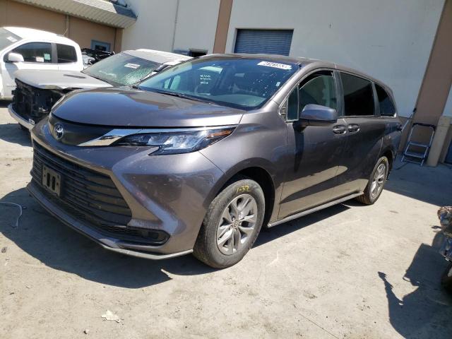 Photo 1 from auction – 2023 TOYOTA SIENNA LE with VIN 5TDKRKEC2PS153659