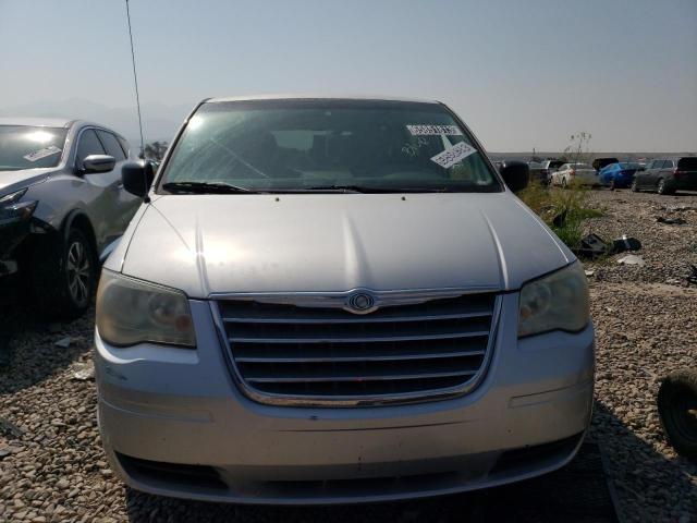Photo 5 from auction – 2009 CHRYSLER TOWN & COU with VIN 2A8HR44E89R530055