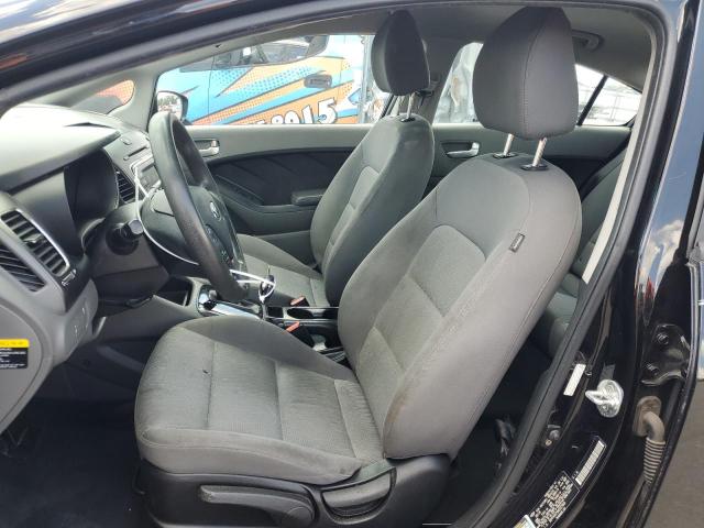 Photo 7 from auction – 2017 KIA FORTE LX with VIN 3KPFK4A79HE037669