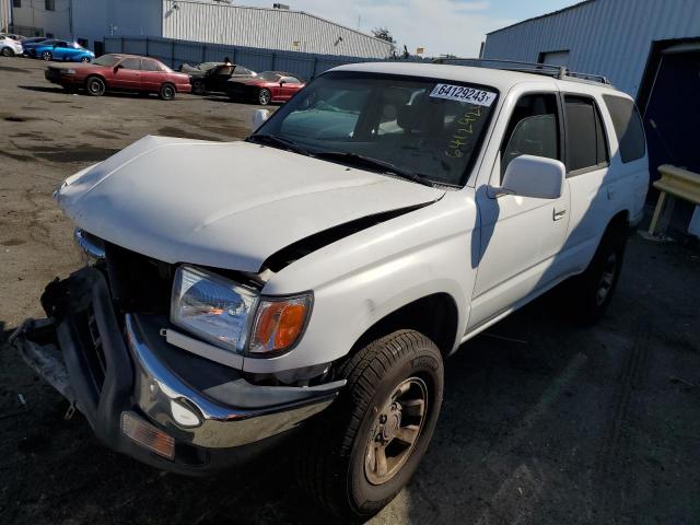 TOYOTA 4RUNNER SR 1999 with VIN JT3GN86R7X0125175 - Photo from auction