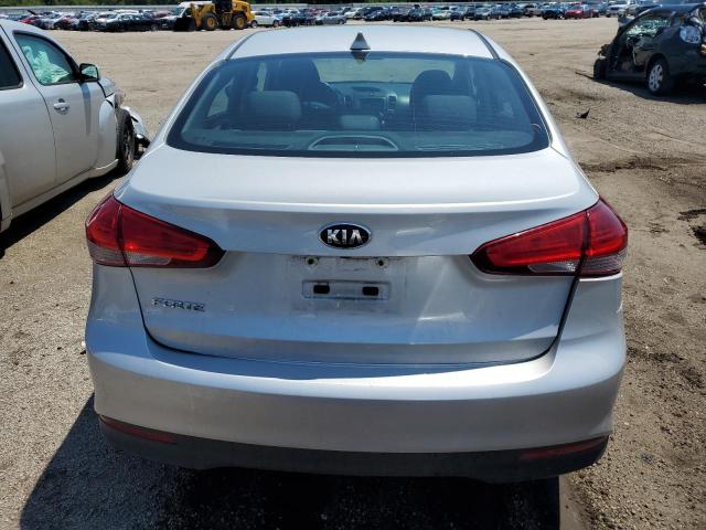 Photo 6 from auction – 2018 KIA FORTE LX with VIN 3KPFL4A74JE266361