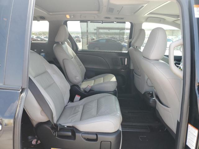 Photo 11 from auction – 2016 TOYOTA SIENNA XLE with VIN 5TDYK3DC2GS711208
