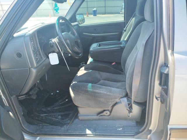 Photo 7 from auction – 2003 CHEVROLET SILVERADO with VIN 2GCEC19T431153571