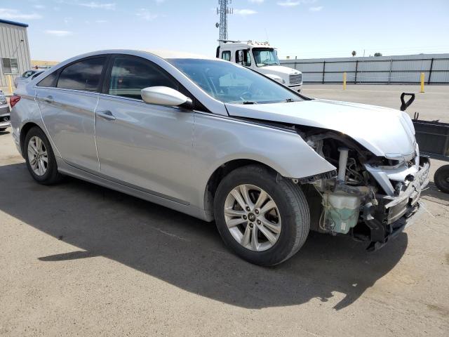 Photo 4 from auction – 2013 HYUNDAI SONATA GLS with VIN 5NPEB4AC8DH634231