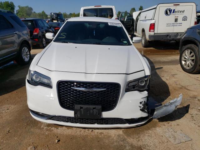 Photo 5 from auction – 2016 CHRYSLER 300 S with VIN 2C3CCABG0GH141469
