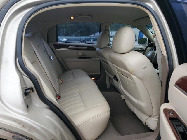 Photo 10 from auction – 2004 LINCOLN TOWN CAR E with VIN 1LNHM81W54Y619379