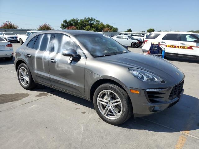 Photo 4 from auction – 2016 PORSCHE MACAN S with VIN WP1AB2A52GLB41440