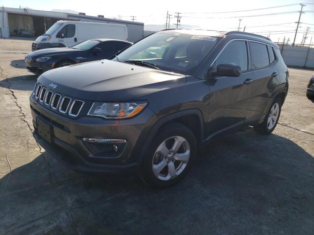 JEEP COMPASS LA 2018 مع رقم تعريف المركبة 3C4NJCBB7JT151862 - صورة من المزاد