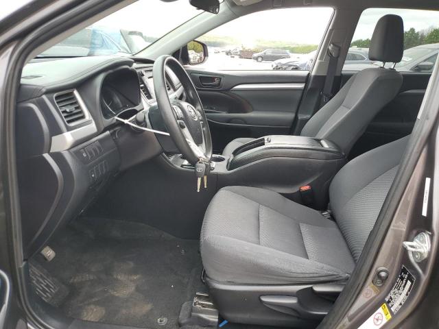 Photo 7 from auction – 2019 TOYOTA HIGHLANDER with VIN 5TDBZRFH8KS939526