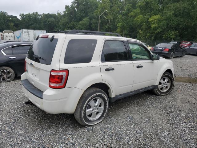 Photo 3 from auction – 2010 FORD ESCAPE XLT with VIN 1FMCU9D73AKA86306