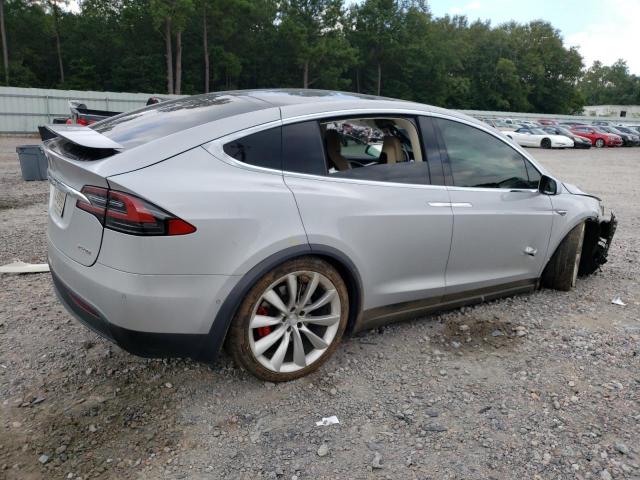 Photo 3 from auction – 2016 TESLA MODEL X with VIN 5YJXCAE44GFS00849