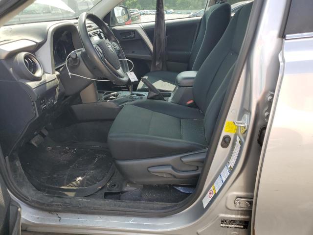 Photo 7 from auction – 2017 TOYOTA RAV4 LE with VIN 2T3BFREV2HW551683