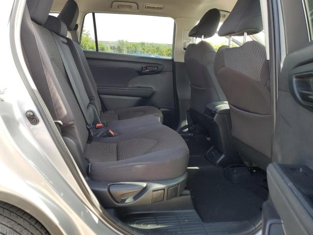 Photo 11 from auction – 2022 TOYOTA HIGHLANDER with VIN 5TDZZRAH6NS107631