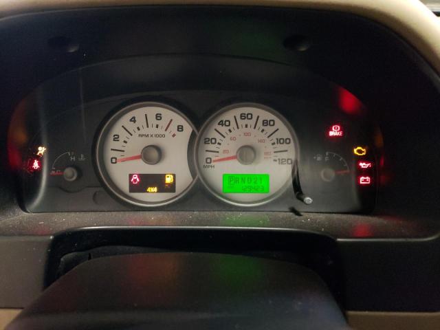 Photo 9 from auction – 2005 FORD ESCAPE XLS with VIN 1FMYU92Z35KB15643