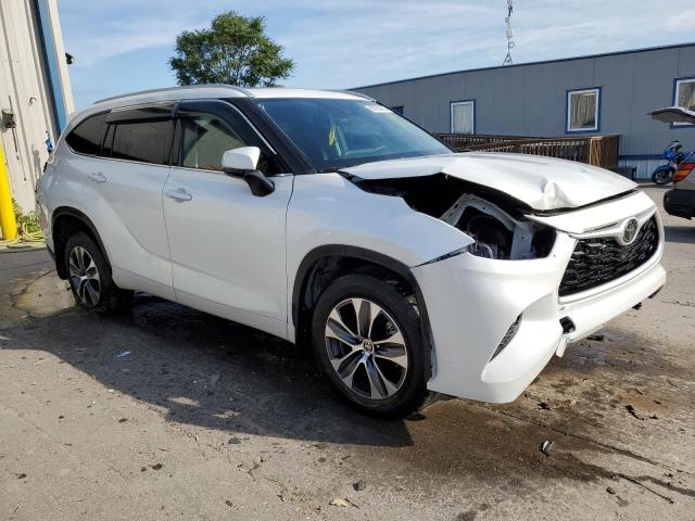 Photo 4 from auction – 2022 TOYOTA HIGHLANDER with VIN 5TDGZRBH9NS219071
